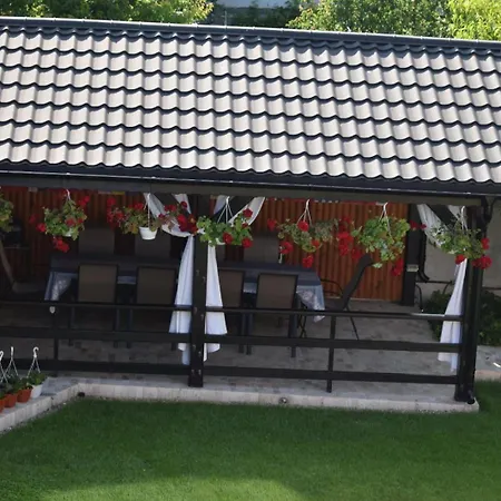 Kys House بيت ضيافة تيشيرغيول