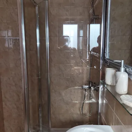 Kys House 3* تيشيرغيول