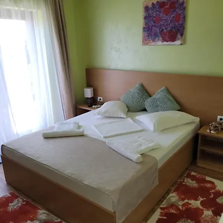 Kys House بيت ضيافة تيشيرغيول