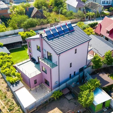 بيت ضيافة Kys House تيشيرغيول